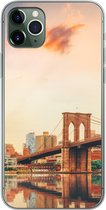 Geschikt voor iPhone 11 Pro Max hoesje - New York - Brooklyn - Bridge - Zonsondergang - Siliconen Telefoonhoesje