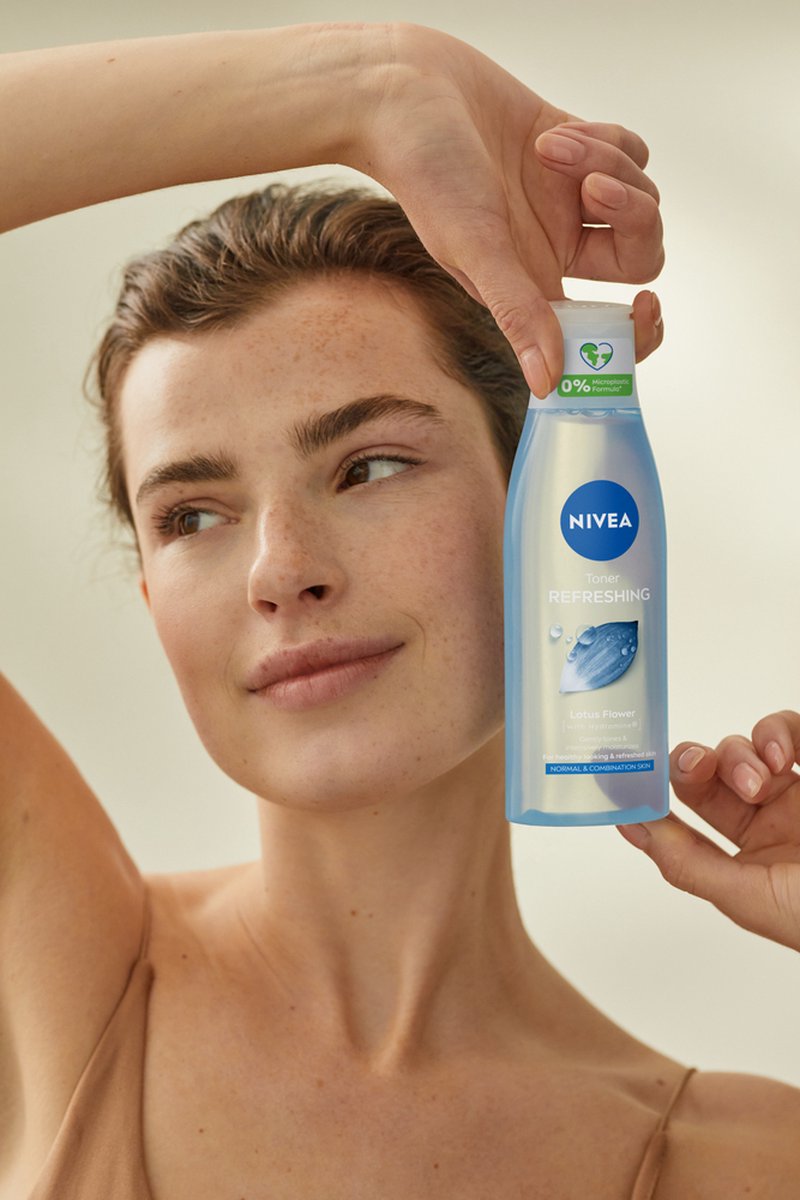 Beiersdorf AG NIVEA Essentials Verfrissende Tonic Gezicht thumbnail 2
