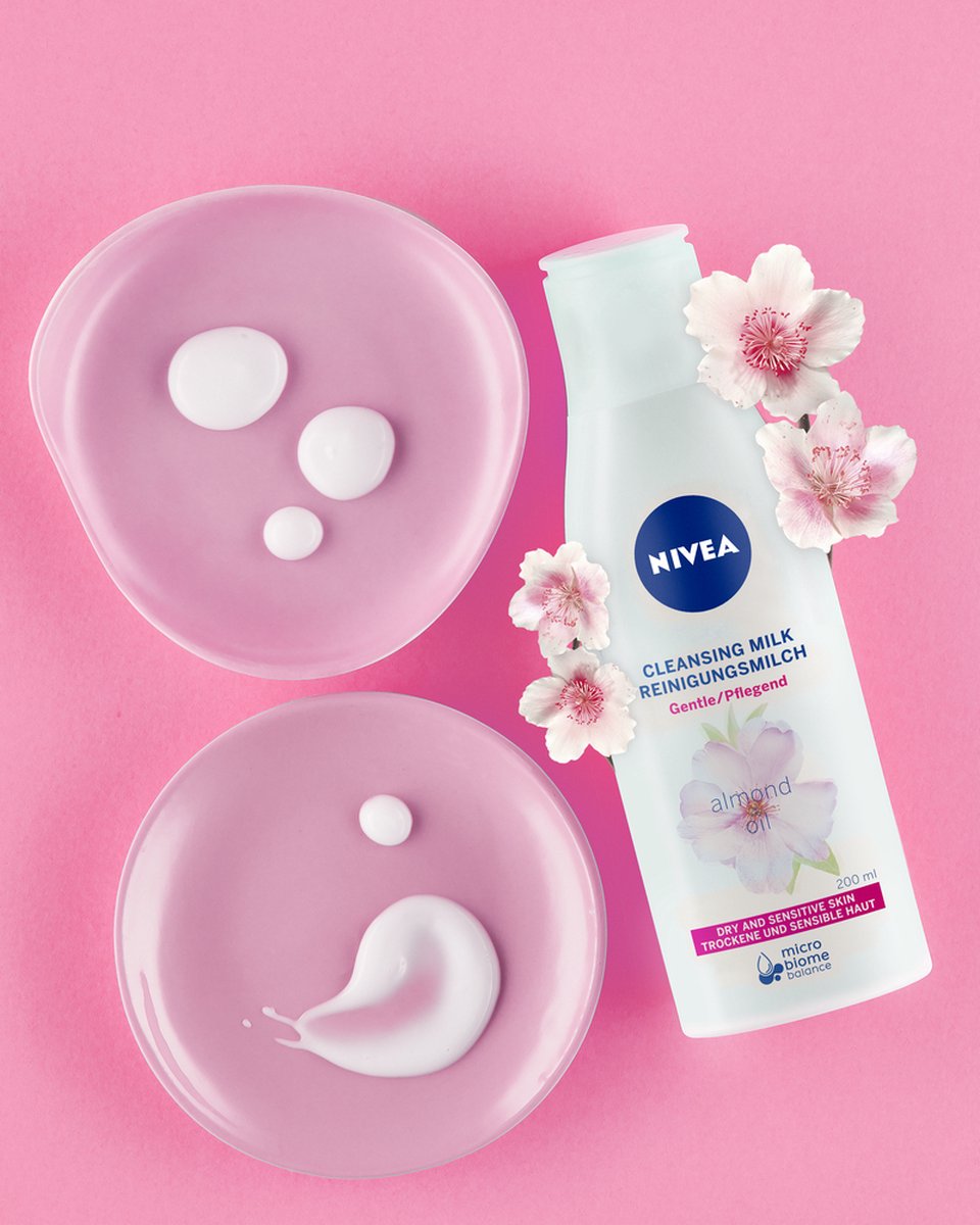 NIVEA Essentials Reinigingsmelk thumbnail 3