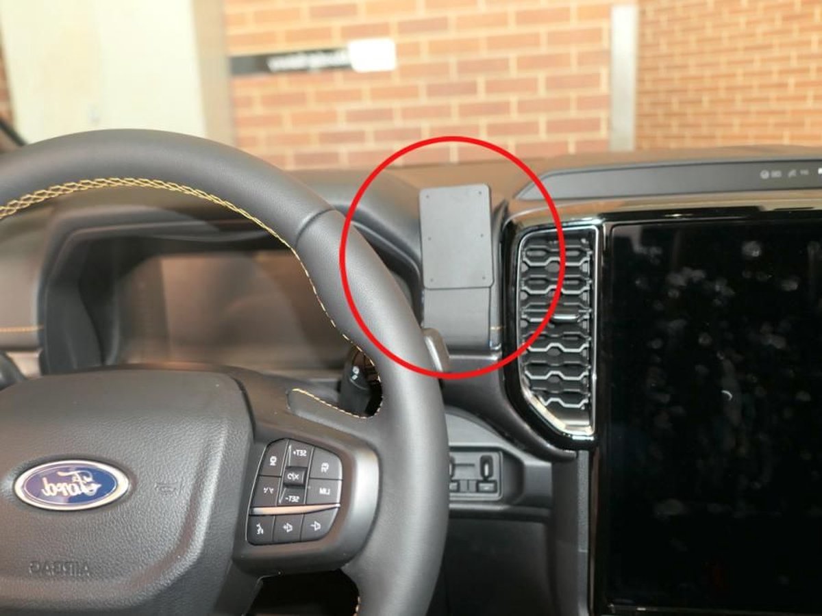 Brodit ProClip houder geschikt voor Ford Ranger 2023 - Center mount