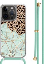 Casimoda® - Coque iPhone 14 Pro avec cordon vert menthe - Léopard marbre menthe - Cordon détachable - TPU/polycarbonate