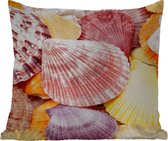 Buitenkussen - Schelpen - Rood - Geel - Strand - Zomer - 45x45 cm - Weerbestendig