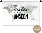 Tapisserie Cartes du mondeIllustrations de Noël - Wereldkaart gris aquarelle avec la citation Explorez l'invisible dessus Tapisserie coton 60x40 cm - Tapisserie avec photo