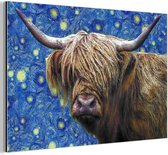 Wanddecoratie Metaal - Aluminium Schilderij Industrieel - Schotse hooglander - Sterrennacht - Van Gogh - 30x20 cm - Dibond - Foto op aluminium - Industriële muurdecoratie - Voor de woonkamer/slaapkamer