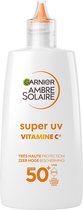 Garnier Ambre Solaire Super UV Vitamine C* Fluide Anti-Taches SPF50+ - réduit les taches pigmentaires - protège contre les UVB, UVA et UVA longs - 40 ML