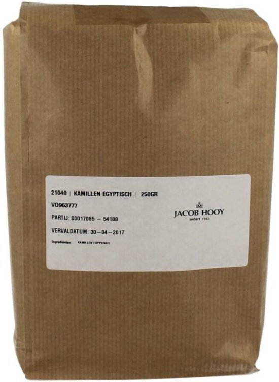 Bruine papieren zak van Jacob Hooy met een label, 250GR Kamillen Egyptisch.