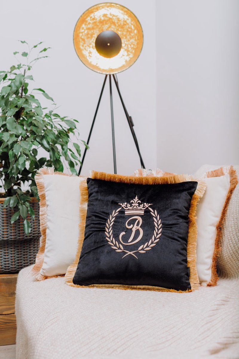 Embroidered pillow / personalised pillow / monogram pillow / decorative cushion 40x 40 black velvet letter B