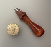 Lakzegel - waxzegel - wax seal stempel + houten handvat - WITH LOVE - liefde - 25 mm