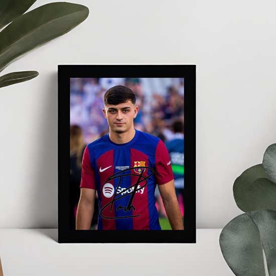 Pedri Kunst - Gedrukte handtekening - 10 x 15 cm - In Klassiek Zwart Frame -FC Barcelona - Rookie - Ingelijste foto - Voetbal