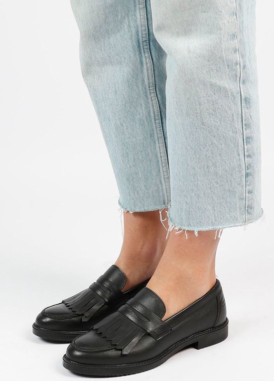 Sacha - Dames - Zwarte leren loafers met franjes - Maat 39