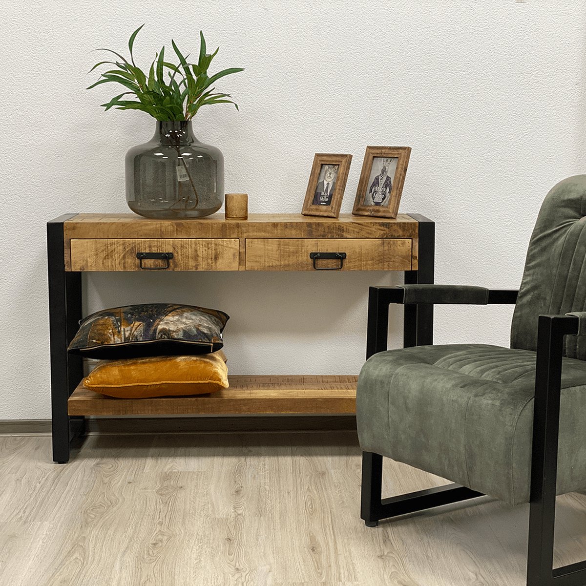 Britt mangohouten sidetable 120 cm met 2 lades