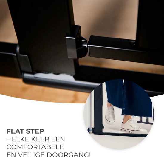 Barieră de siguranță KINDERKRAFT LOCK&GO 75-103 cm alb