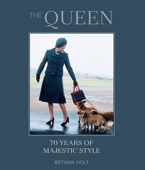 The Queen: 70 Years of Majestic Style - cover