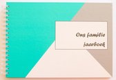 Het Familie Jaarboek - Invulboek - Papertown by Amber - A4