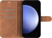 Samsung Galaxy S23 FE Bookcase hoesje - Just in Case - Effen Bruin - Kunstleer