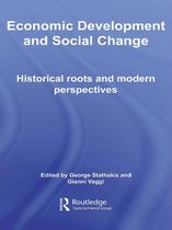 Routledge Studies in the History of Economics - Economic Development and Social Change