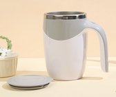 Tasse à café rechargeable et auto-mélangeuse blanche