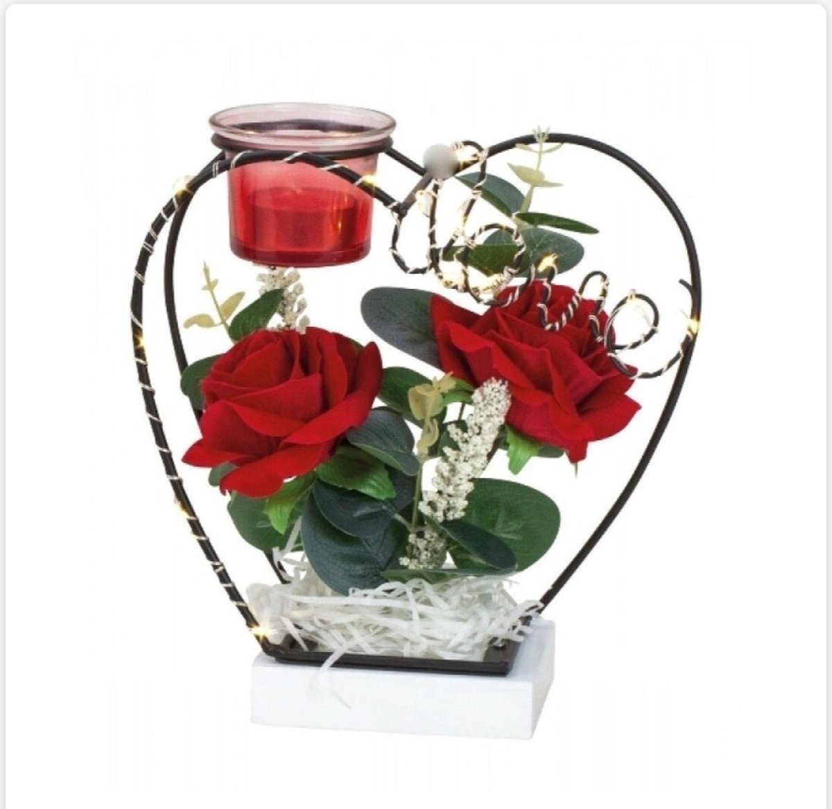 Decoratie hart met rode rozen en LED verlichting en kaarsje in top heel Romantisch leuk kado voor valentijnsdag, moederdag of kerst om te geven of om te ontvangen