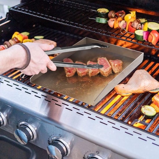 FINEUNAN Roestvrijstalen grillplaat, 41,5 x 40 x 3,5 cm, universele BBQ plancha van dik 4 mm en roestvrij staal, geschikt voor Weber gasbarbecue en houtskoolgrill, grillplaat met grillspatel schraper