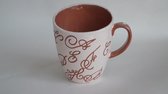 Koffie/thee beker - mok - 200ml - met letters - wit en rood - moderne mok met patroon - zijgesneden rand - ander ontwerp - thee/koffiekopje servies - aardewerk - keramiek - handmade - handgemaakt - moederdagcadeau - verjaardagscadeau