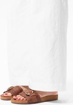 Manfield - Dames - Cognac leren slippers met gesp - Maat 39