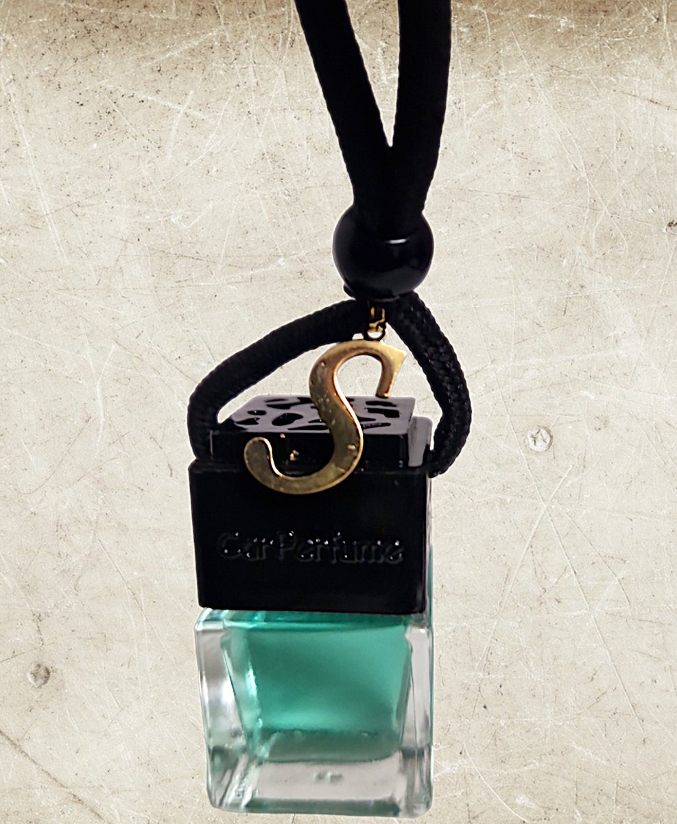 Goedkoopste Autoparfum Golden Gift Letter S - 8ml - Oosters Hamam - Dupe - Car perfume - Gepersonaliseerd met Jouw Letter - Geïnspireerd door Traditional Hammam Ritual Overseas - Autogeur - Autogeurtje - Cadeau heren/dames - Verjaardagscadeau
