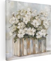 Artaza Canvas Schilderij Witte Bloemen in een Houten Kist - 60x60 - Muurdecoratie - Foto Op Canvas - Canvas Print