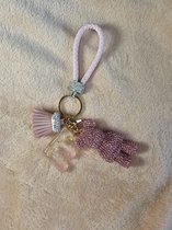 Sleutelhanger - moederdagtip - glitter - 4 delig - met handgemaakte letter naar keuze - roze