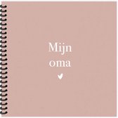 Writemoments - Invulboek 'Mijn oma is de liefste' - cadeau oma - oma invulboek