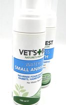 2 X Vets best Small animals waterless no-rinse shampoo 150 ml konijnen, hamsters fretjes, cavia's ...verzorgt, voedt,detangled de vacht