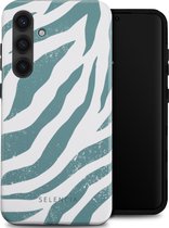 Selencia Hoesje Geschikt voor Samsung Galaxy S24 Plus Hoesje - Selencia Vivid Backcover - Colorful Zebra Pine Blue