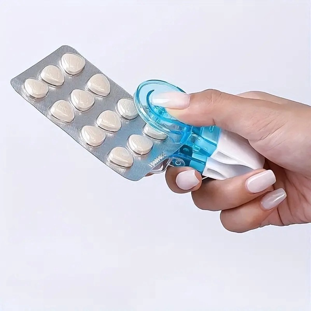 Goedkoopste Pillenuitdrukker - pillen gemakkelijk en snel uit een pillenstrip halen - pillen uitdrukker - blauw met wit