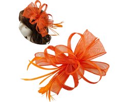 Klassiek oranje Handgemaakte Fascinator Bloem, Veertjes en Gaas - Mini Hoedje Bruiloft| Smart Casual| Gala |TeaParty| Prinsjesdag| Cocktail| Carnaval| Nederland Koningsdag