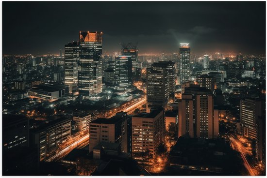 Poster Glanzend – Stad - Gebouwen - Lichten - Avond - Donker - 90x60 cm Foto op Posterpapier met Glanzende Afwerking