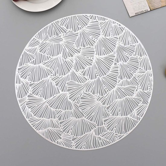 4 stuks Ginkgo Biloba decoratieve placemats ronde placemat PVC Placemats holle tafel placemats hittebestendige antislip eetkamer Placemat blad Placemat voor thuis keuken (zilver)