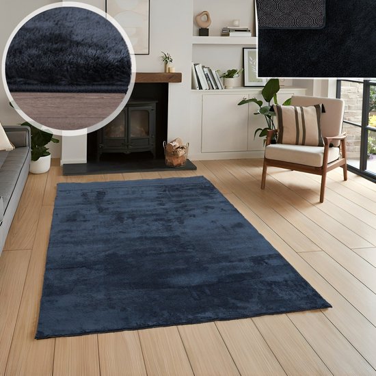 Flycarpets Malaga Wasbaar Vloerkleed - Navy / Donkerblauw - Laagpolig Tapijt - Woonkamer - 120x170 cm