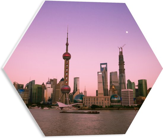 PVC Schuimplaat Hexagon - Gebouwen - China - Stas - Groot - Maan - 40x34.8 cm Foto op Hexagon (Met Ophangsysteem)
