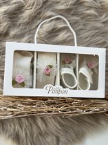 Accessoires bébé-coffret cadeau -coffret cadeau-baptême-bandeau-chaussons-collants-bébés filles-baptême-cadeau maternité-perles tulle fleur rose- 0 à 6 mois