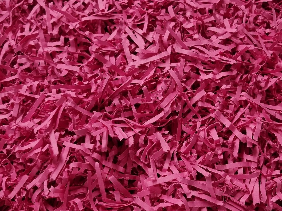 Papiersnippers | kleur Fuchsia - No. 1771C | Gekleurd vulmateriaal voor o.a. cadeauverpakkingen, cadeaumanden en brievenbusdoosjes | 500 gram, circa 12 liter | decoratief opvulmateriaal