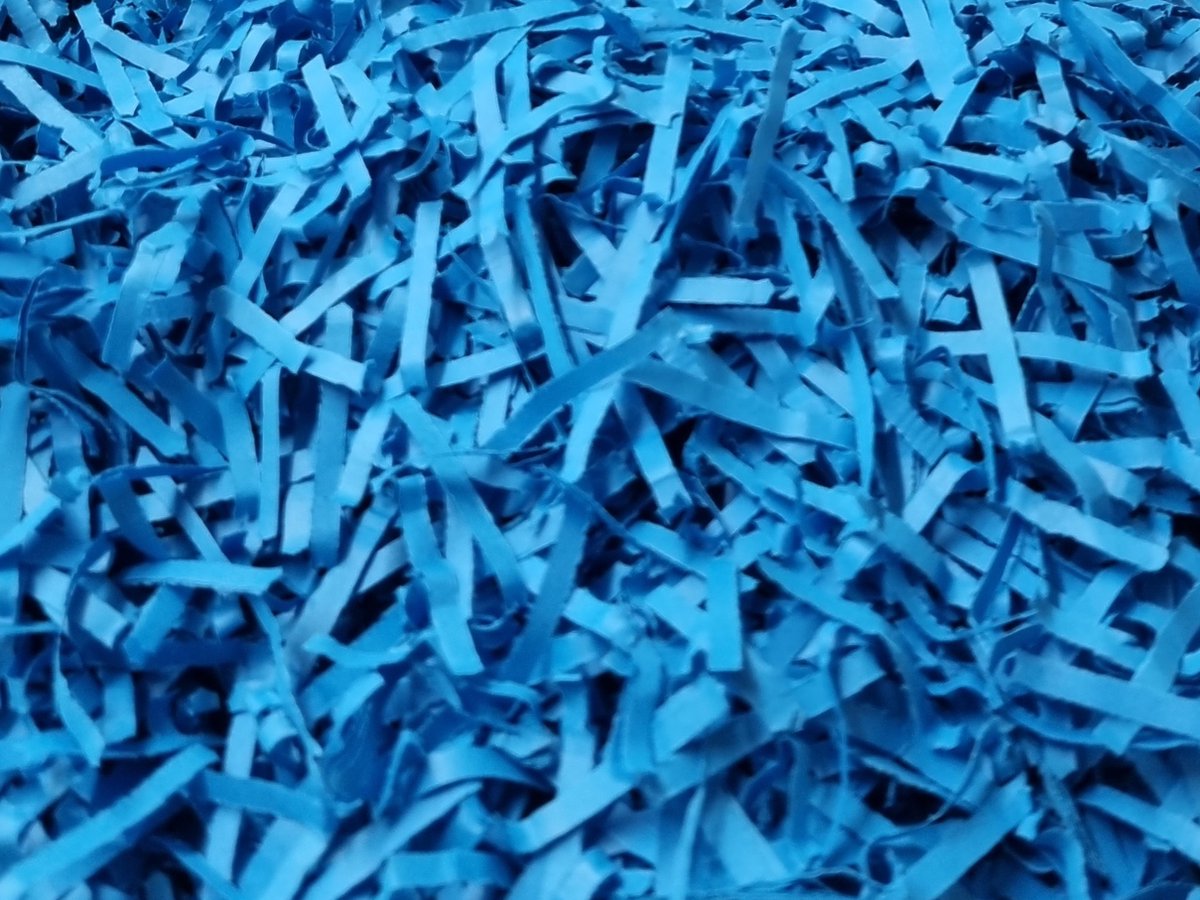 Papiersnippers | kleur Turkoois - No. 1781 | Gekleurd vulmateriaal voor o.a. cadeauverpakkingen, cadeaumanden en brievenbusdoosjes | 1200 gram | decoratief opvulmateriaal