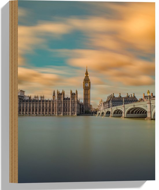 WallClassics - Hout - Big Ben aan het Water - Londen - 30x40 cm - 9 mm dik - Foto op Hout (Met Ophangsysteem)