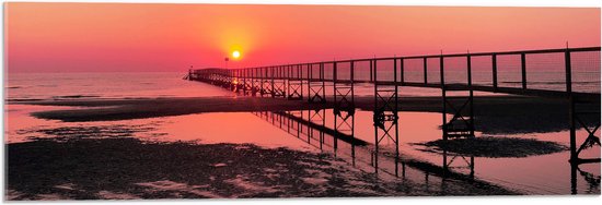 WallClassics - Acrylglas - Pier naar de Zee bij Zonsondergang - 90x30 cm Foto op Acrylglas (Wanddecoratie op Acrylaat)