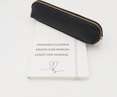 Pennenzak - etui - zwart - met bijpassend schriftje met quote - notitieboek - leuk als geschenk