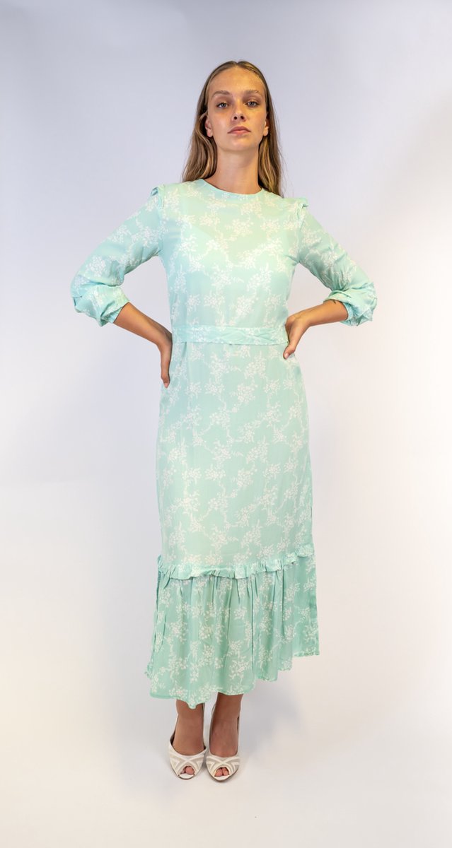 Mintgroen jurk XL Boost je stijl met een adembenemende mintgroene jurk: maak een statement en straal als nooit tevoren!
