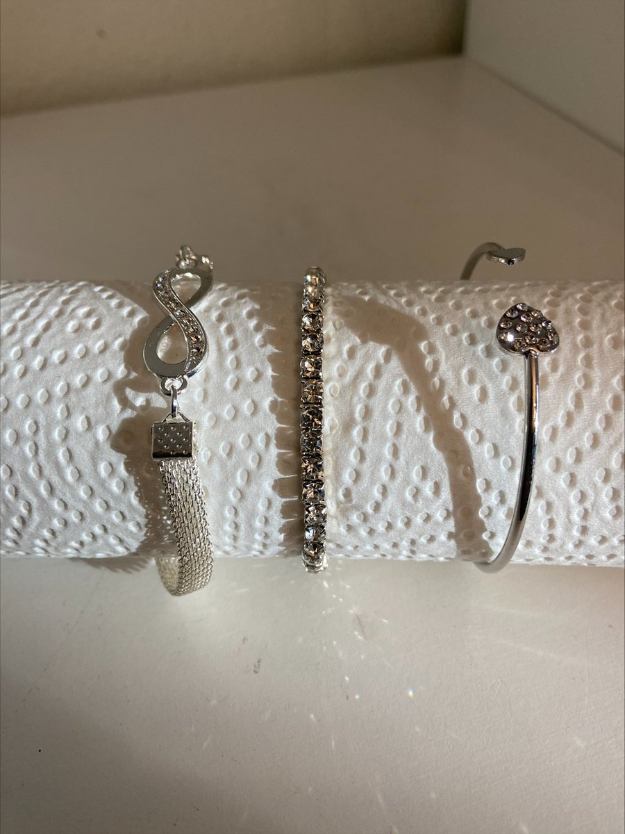 set van 3 armbanden, strass, hart en infinity | Moederdag | Verjaardagscadeau| Cadeautje| Valentijnsdag| Kado | sieraden | vaderdag | oorbellen | oorsieraden | armband