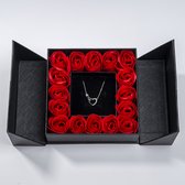 Flowerbox papillon avec collier Swarovski Infinity coeur - Coffret cadeau femme - Saint Valentin - Cadeau fête des mères - Cadeau - Coffret cadeau - Cadeau - Cadeau d'anniversaire - Saint Valentin - Valentine - Fête des mères - Cadeau