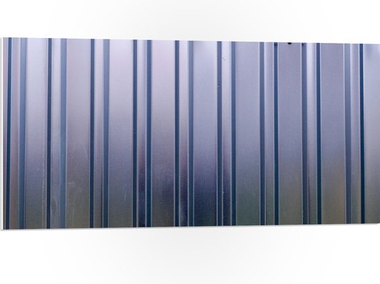 PVC Schuimplaat - Verticale Strepen op Metaal - 100x50 cm Foto op PVC Schuimplaat (Met Ophangsysteem)