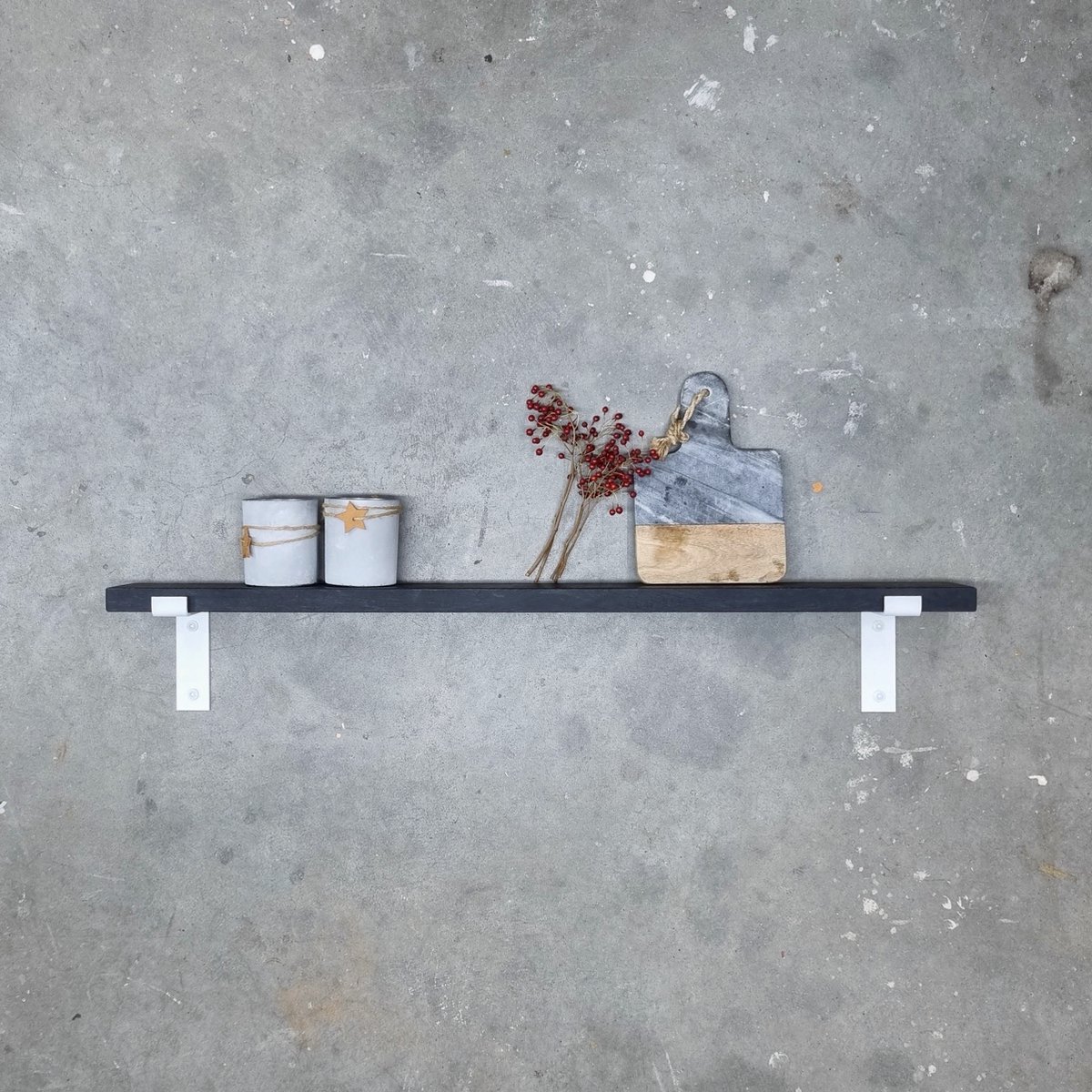 GoudmetHout Wandplank Industrieel - 160 x 10 cm Muurplank - Zwart Eiken Hout - Decoratie Wandrek & Boekenrek - Hangplank Keuken - Wall Shelf + 2 Mat Witte Plankdragers van Staal Zwart - Mat wit - 10 cm
