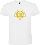 Wit T-Shirt met “Legend sinds 1975 “ Afbeelding Goud Size XXXL