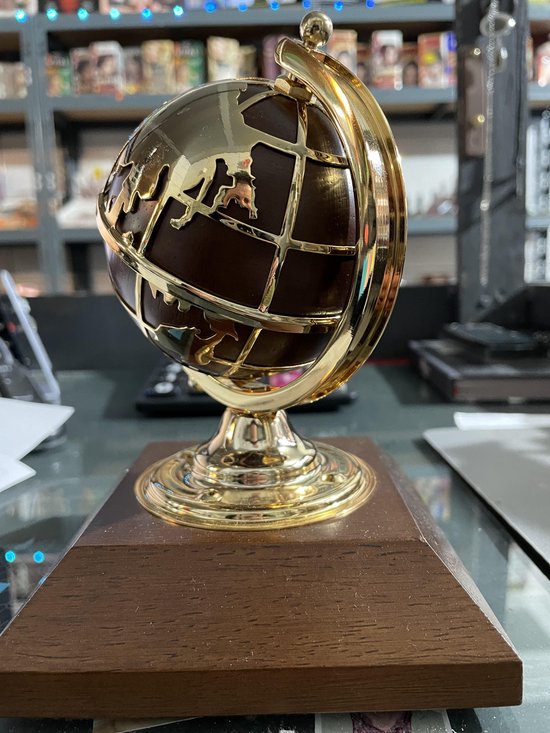 Wereldbol mini goud-zwart 7,5x12 cm